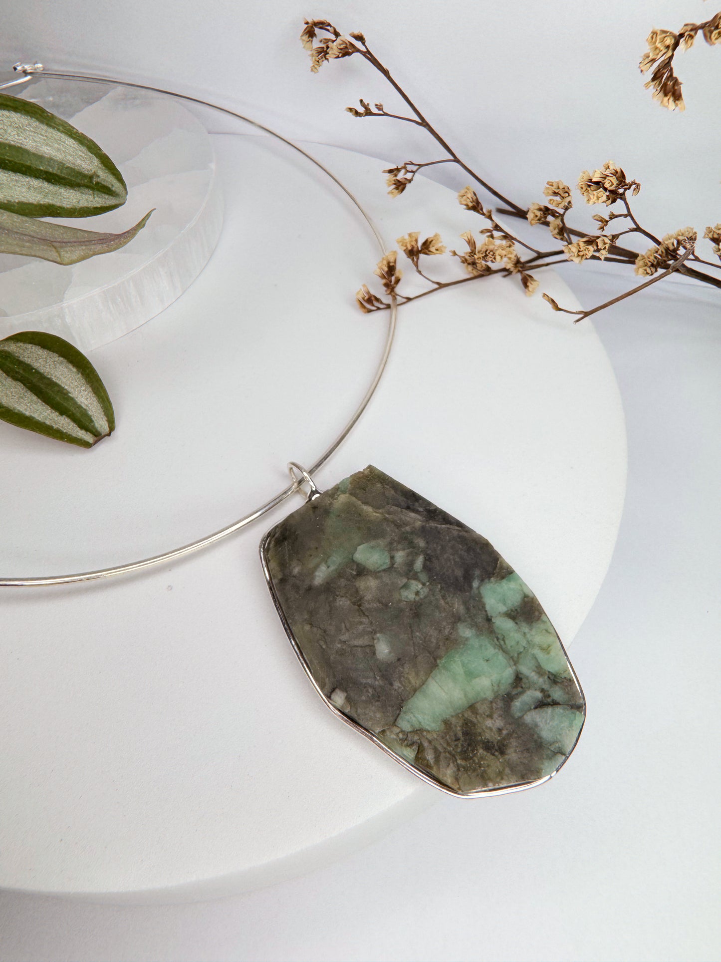 Colar Lunação - Esmeralda 2