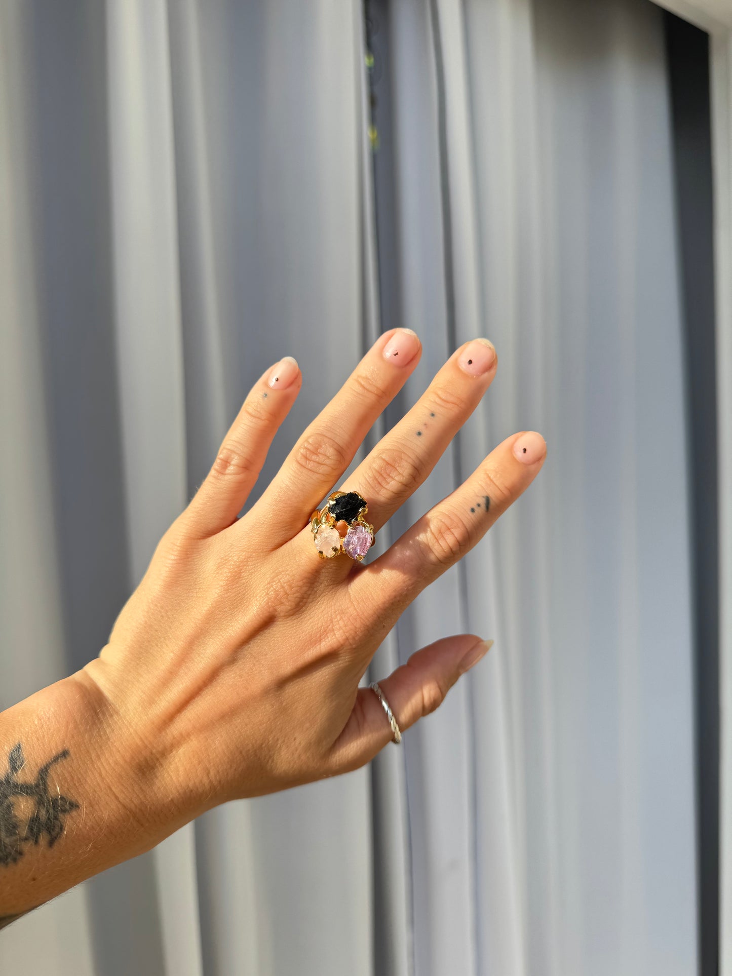 Anel Triplice - Quartzo rosa, Turmalina e Ametista