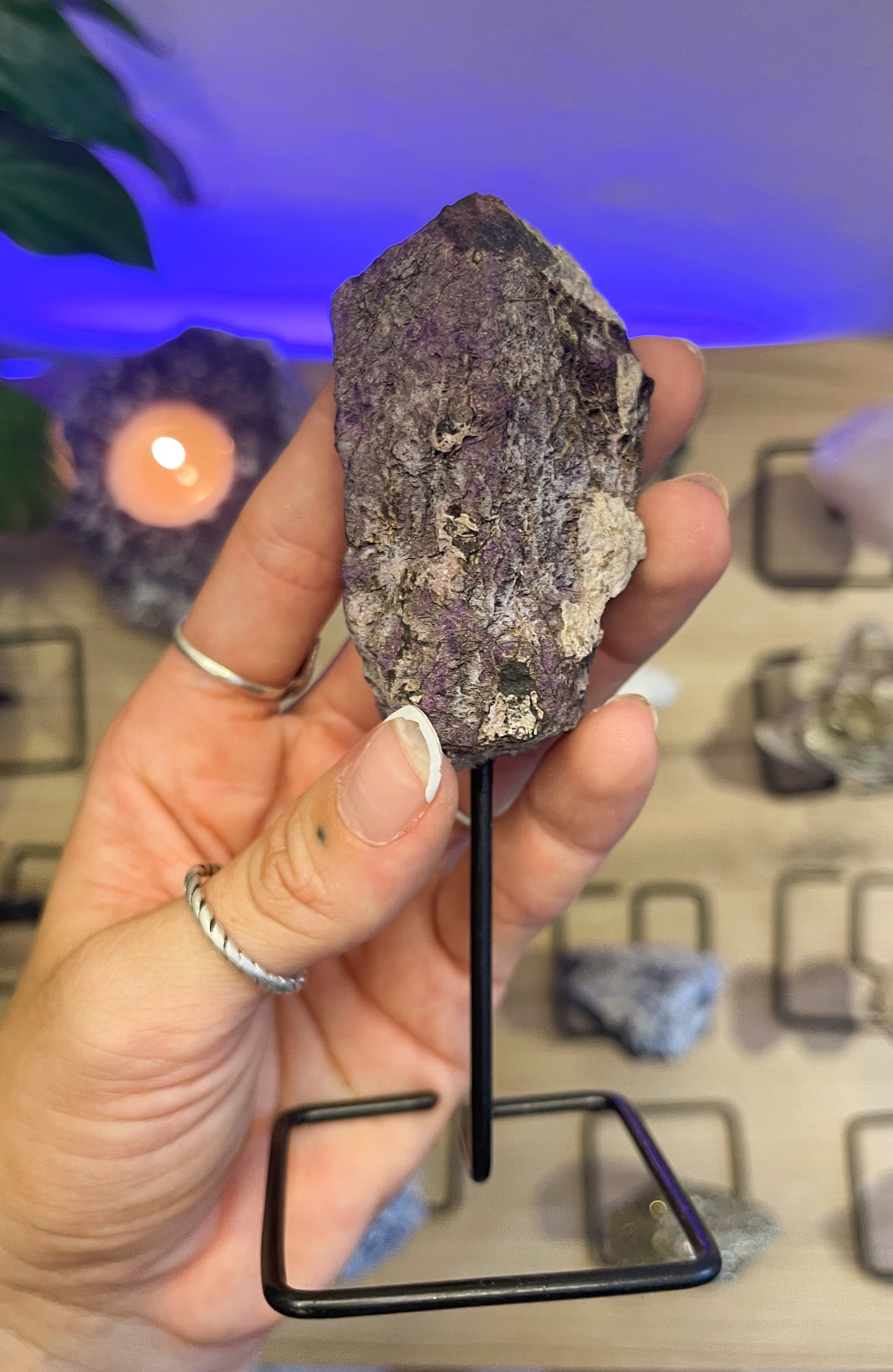 Base de cristal - Purpurita