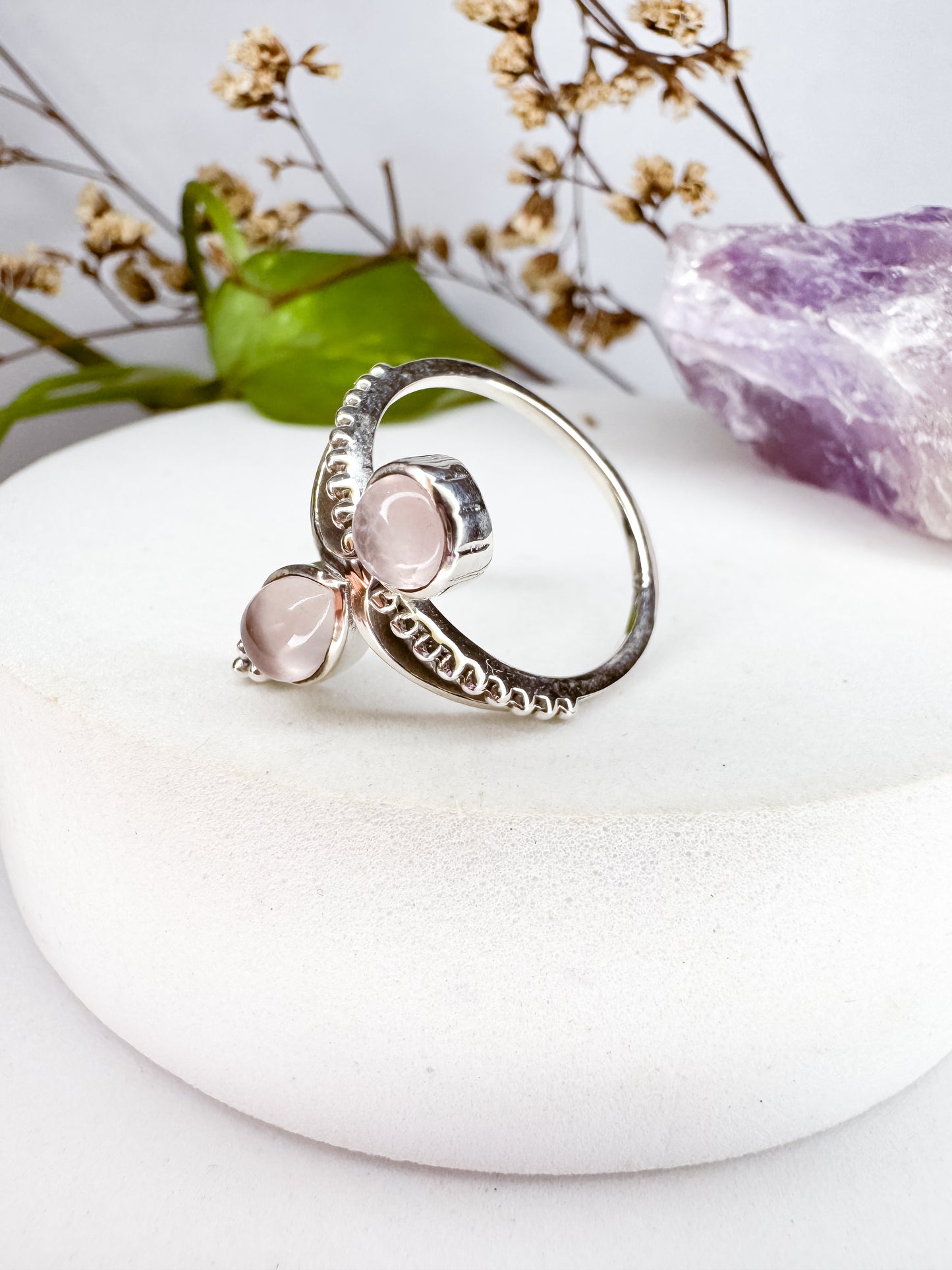 Anel amor próprio - Quartzo Rosa TAM. 15 e 20
