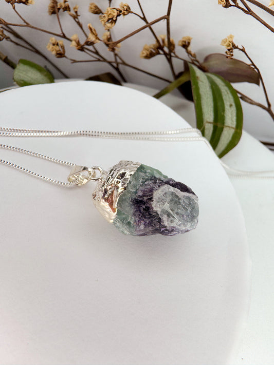 Colar Alma - Fluorita arco íris