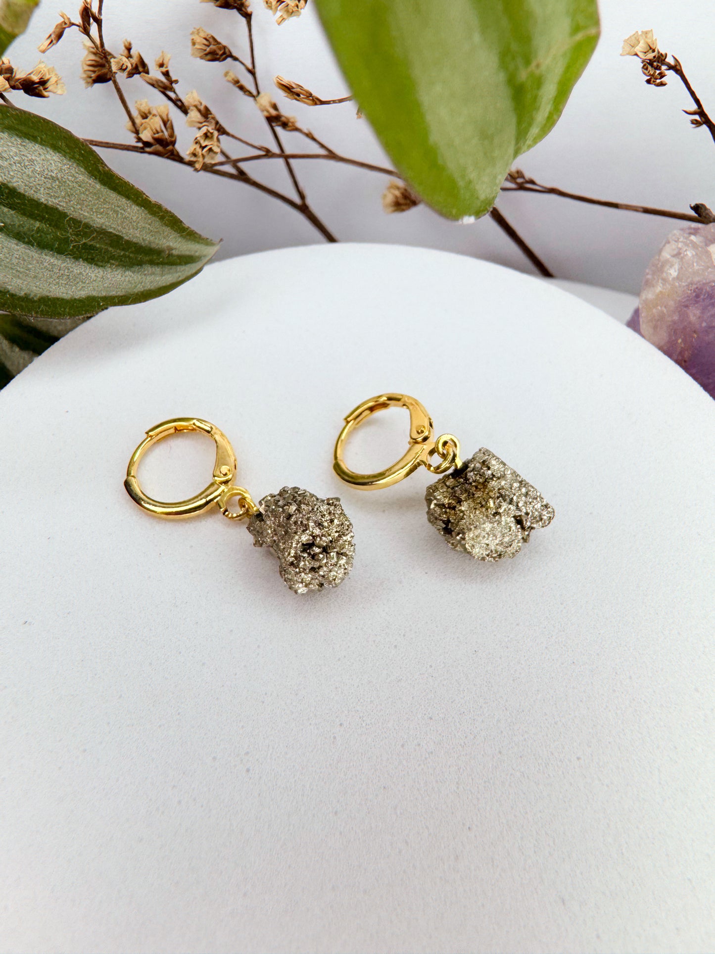 Brinco Júpiter - pirita natural