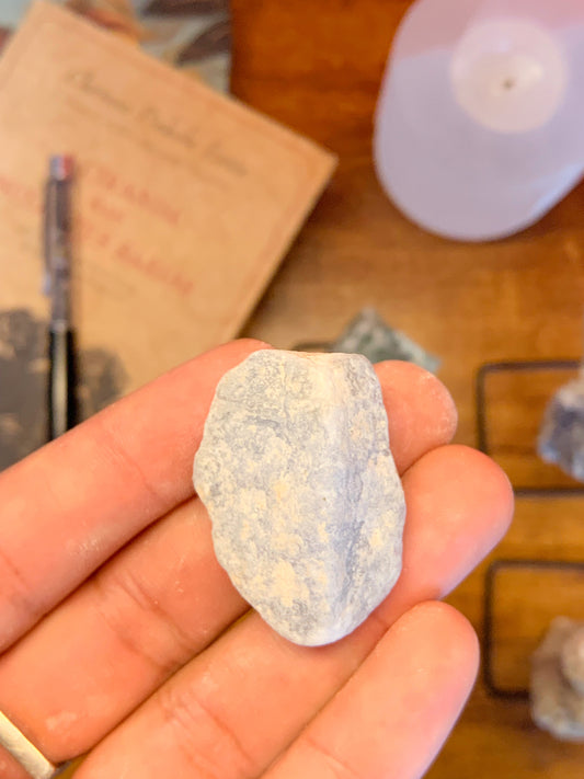 Quartzo azul - pedra solta