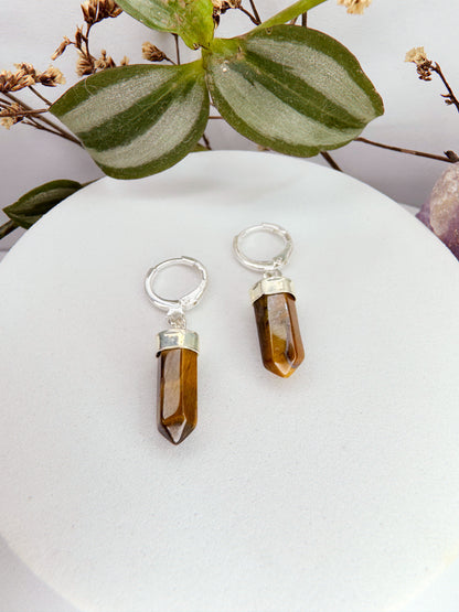 Brinco júpiter - olho de tigre