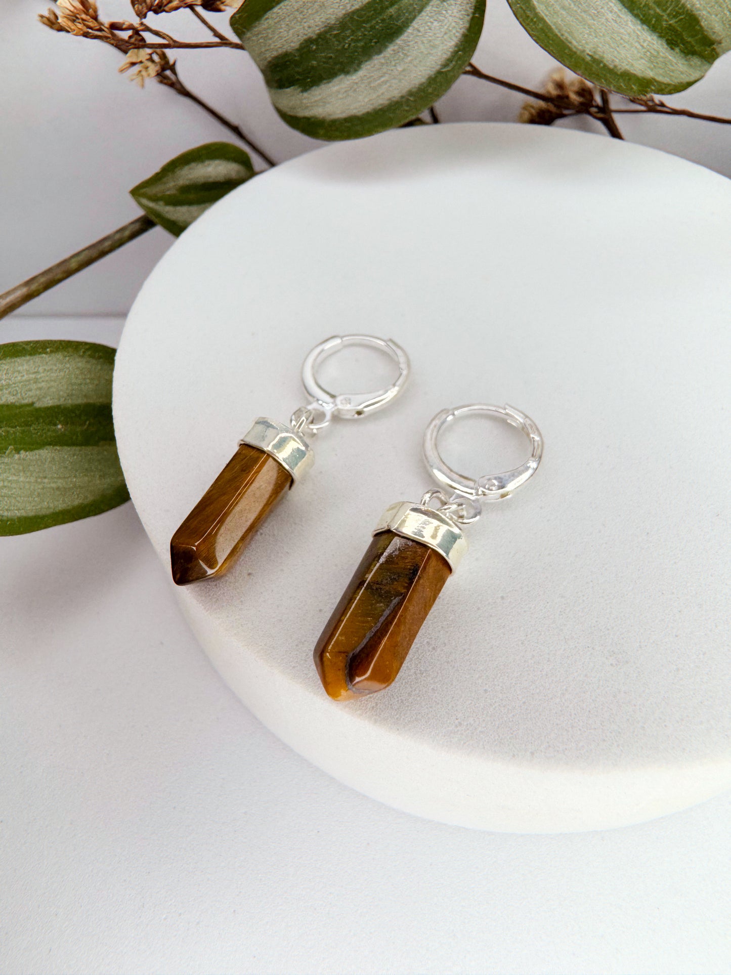 Brinco júpiter - olho de tigre