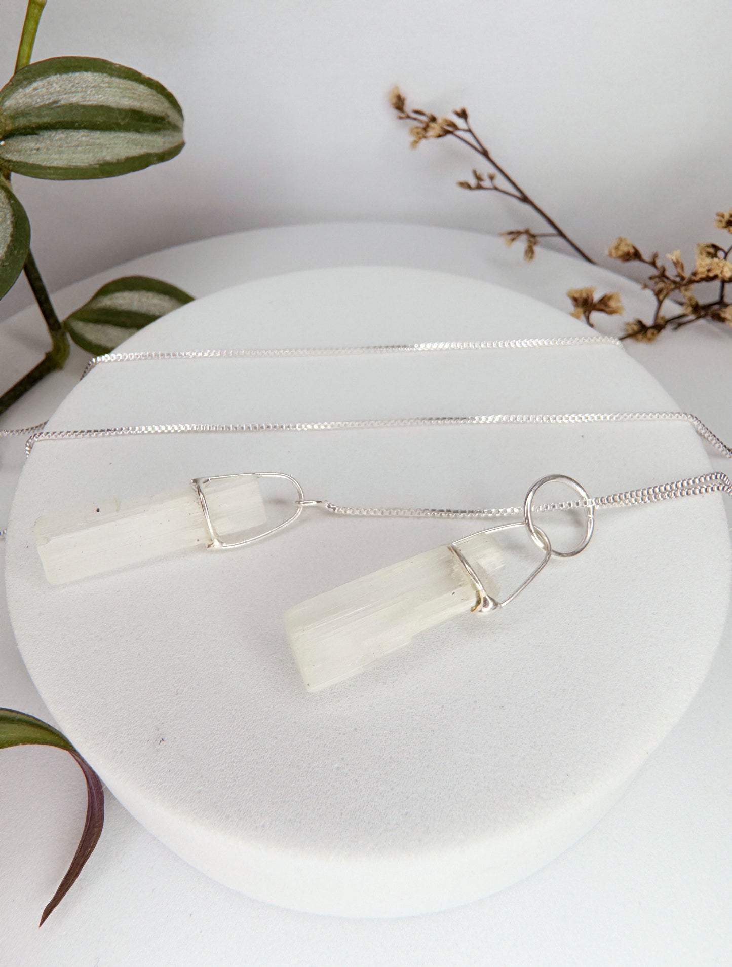 Colar cósmico  - Selenita Branca