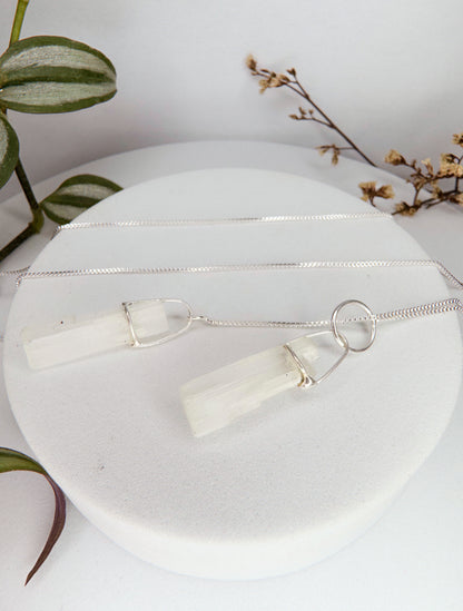 Colar cósmico  - Selenita Branca