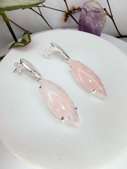 Brinco urano - quartzo rosa