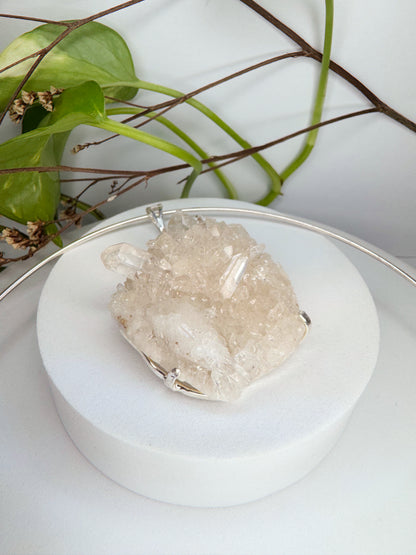 Choker Lunação - Drusa de Quartzo transparente
