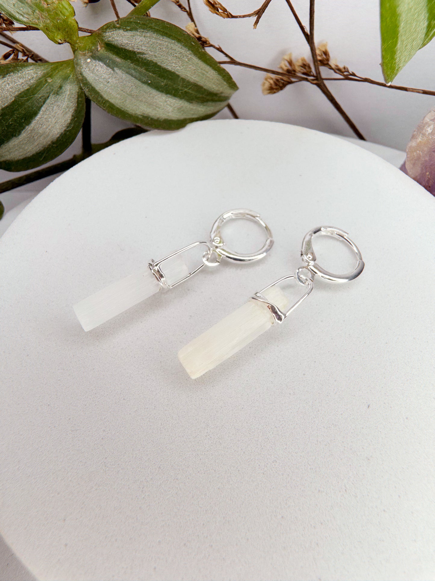 Brinco Júpiter - selenita branca