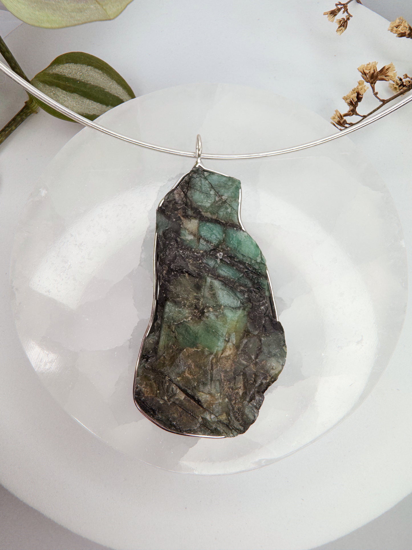 Colar Lunação  - Esmeralda 1