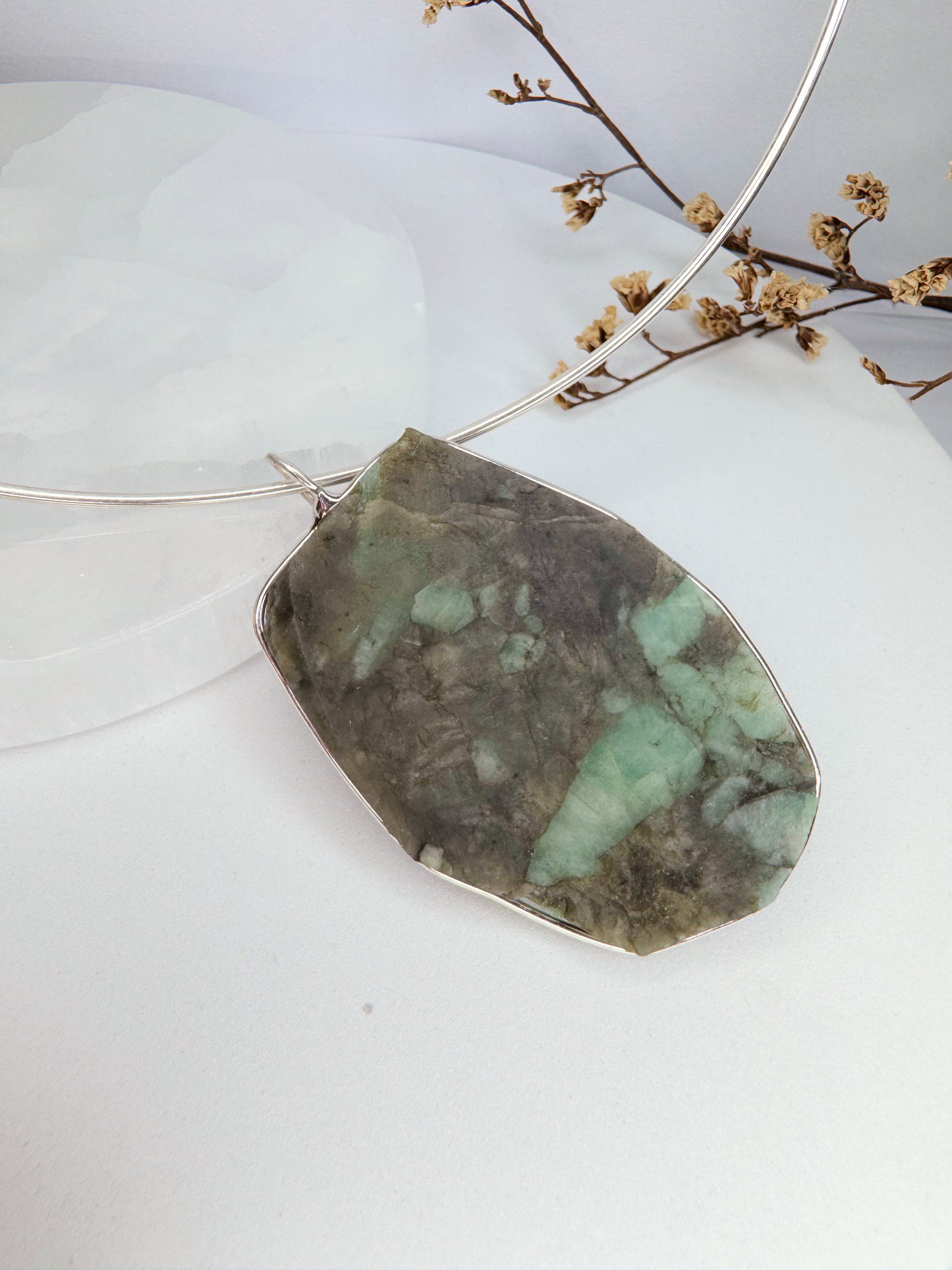 Colar Lunação  - Esmeralda 2