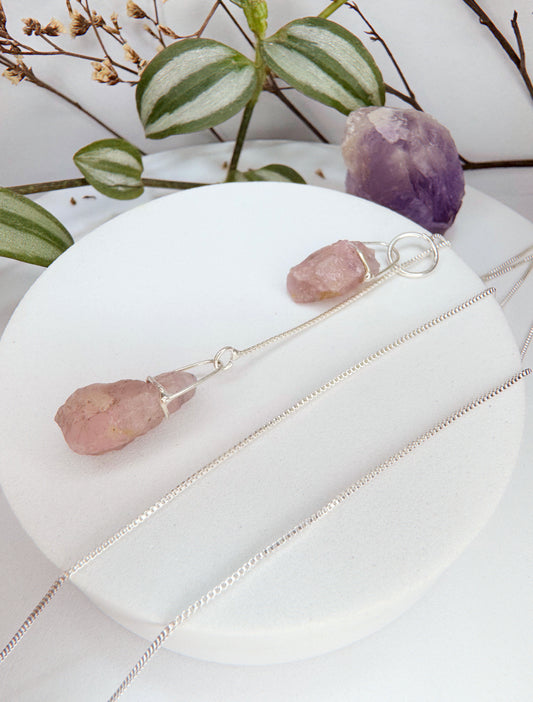 Colar cósmico - Quartzo rosa