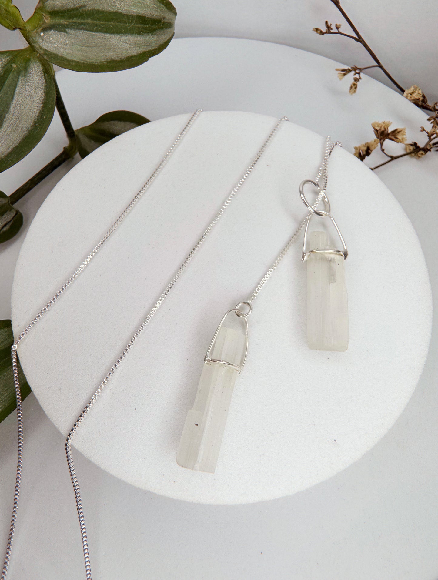 Colar cósmico  - Selenita Branca