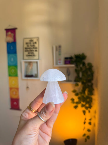 Cogumelo - Selenita branca 6cm