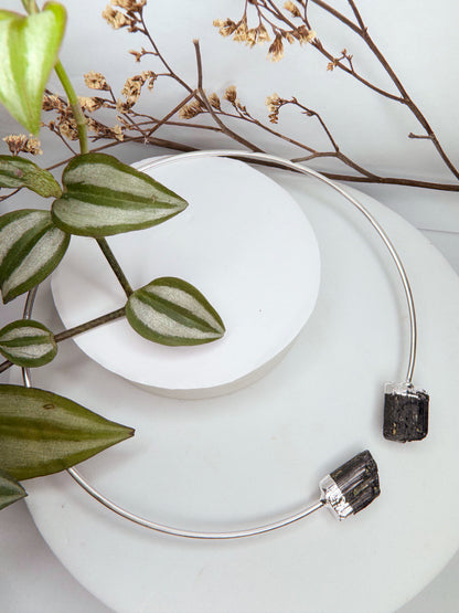 Choker Nebulosa - turmalina negra