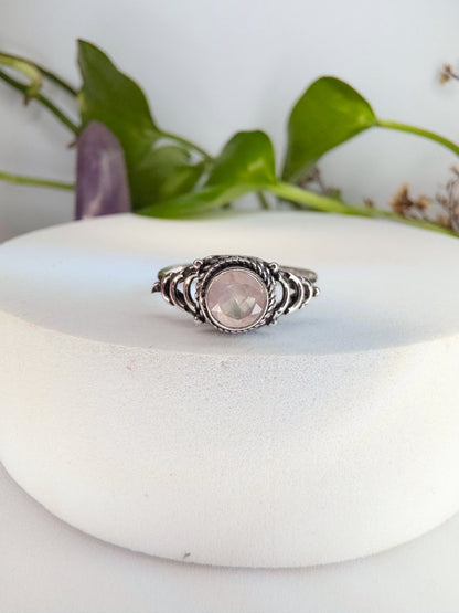 Anel Harmonia - Quartzo Rosa TAM.15