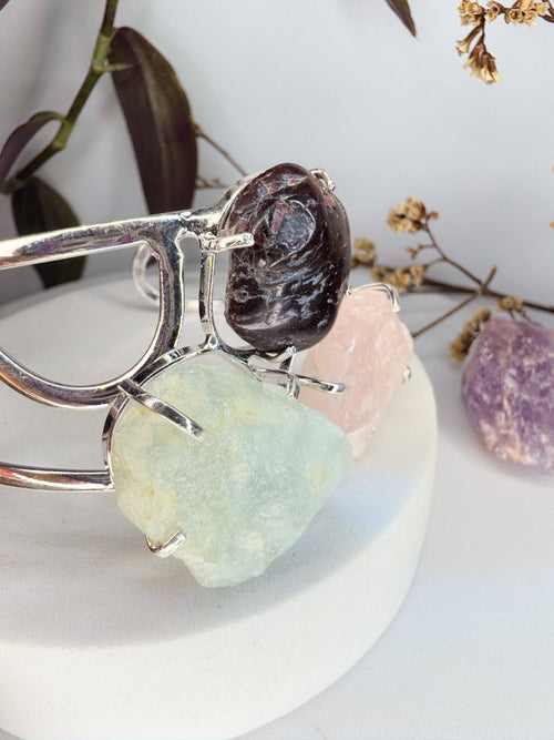 Bracelete tríplice- Agua marinha, Quartzo rosa e Granada