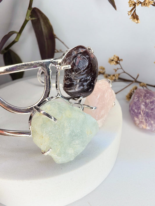 Bracelete tríplice- Agua marinha, Quartzo rosa e Granada