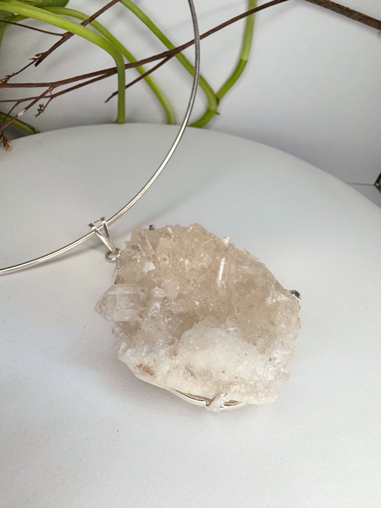 Choker Lunação - Drusa de Quartzo transparente
