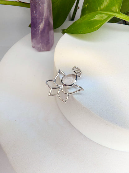 Pingente Lotus - Quartzo Rosa
