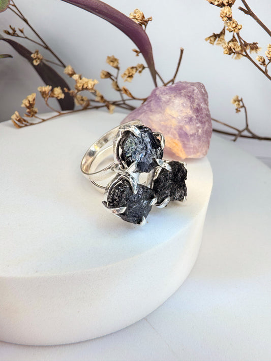 Anel Triplice - turmalina negra