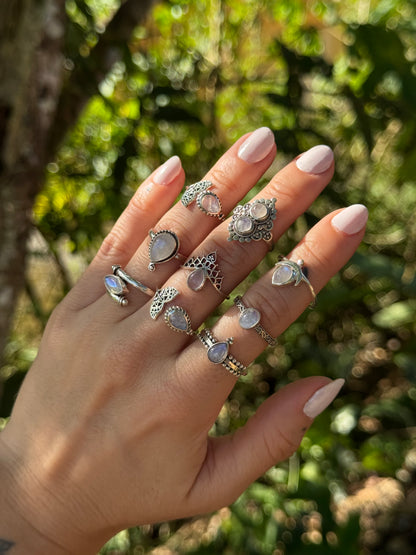 Anel rabo de baleia - Pedra da Lua