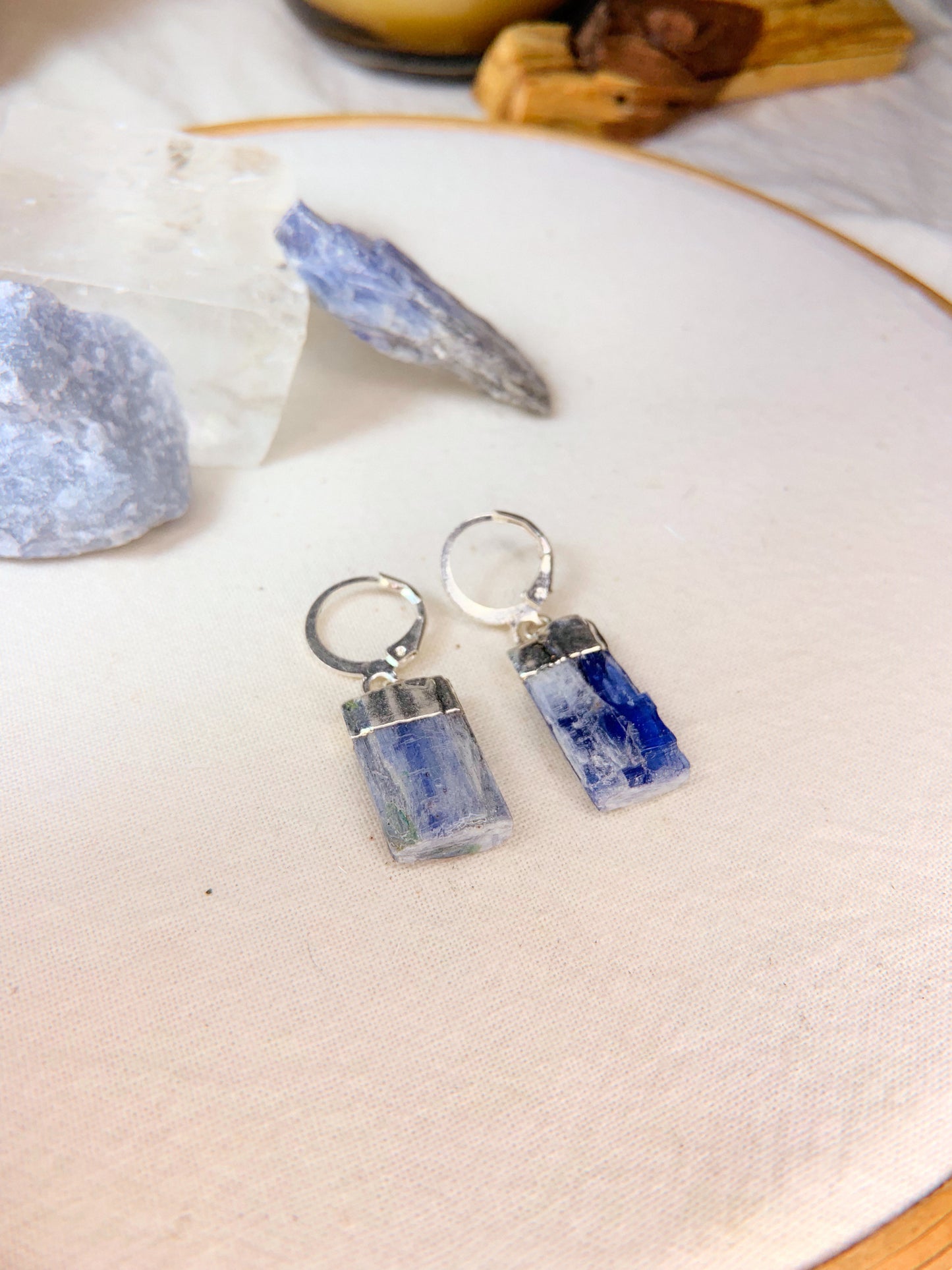 Brinco júpiter - cianita azul